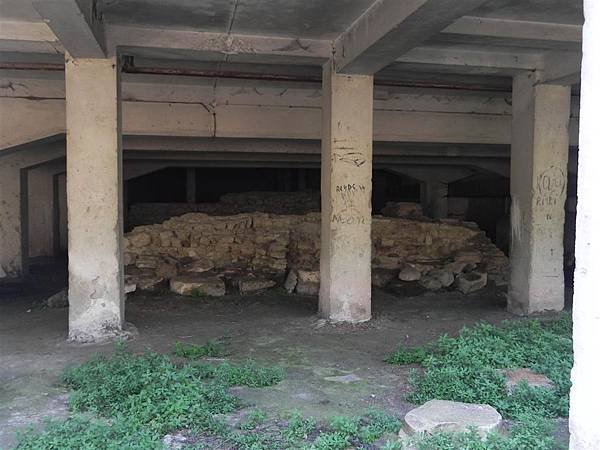 Roman Bath (2)