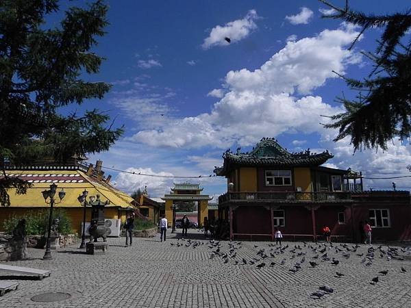 甘丹寺 (7).JPG
