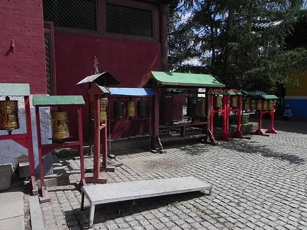 甘丹寺 (10).JPG