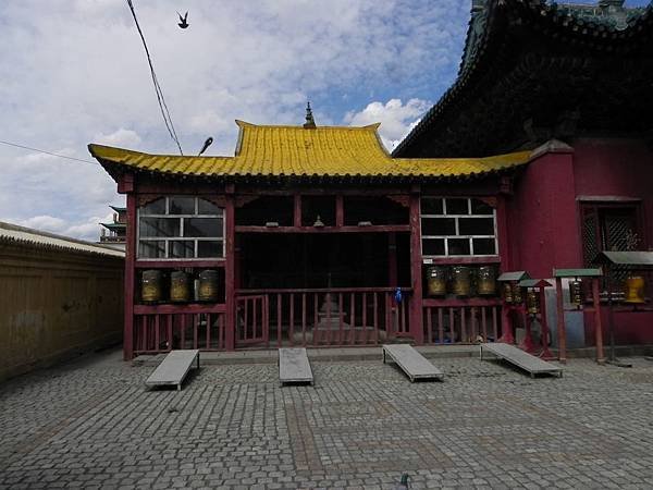 甘丹寺 (13).JPG