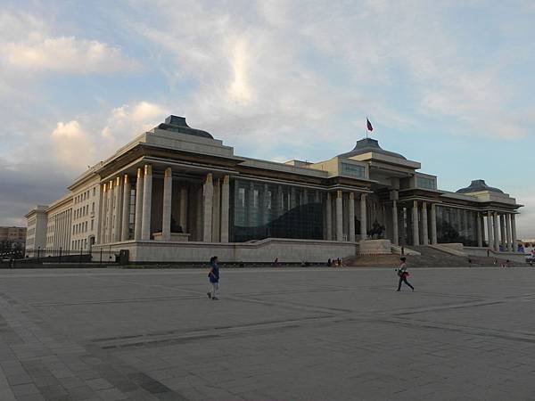 蘇赫巴托廣場 (1).jpg