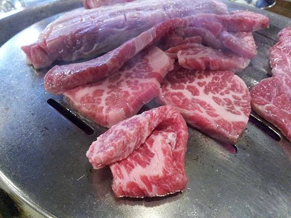 姜虎東烤肉-東大門店