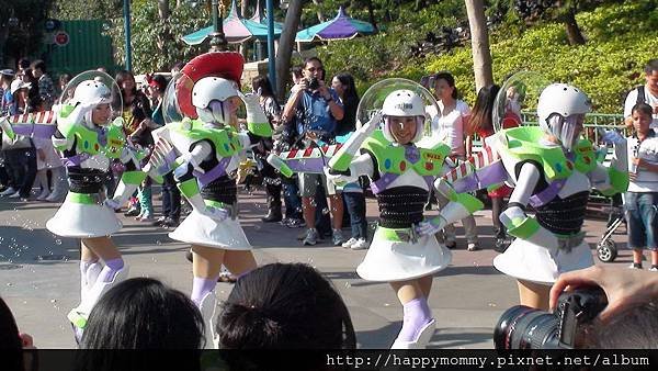 2011.02.28 香港 迪士尼樂園 (105).jpg