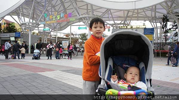 2015.01.18 台北兒童新樂園 (115).JPG