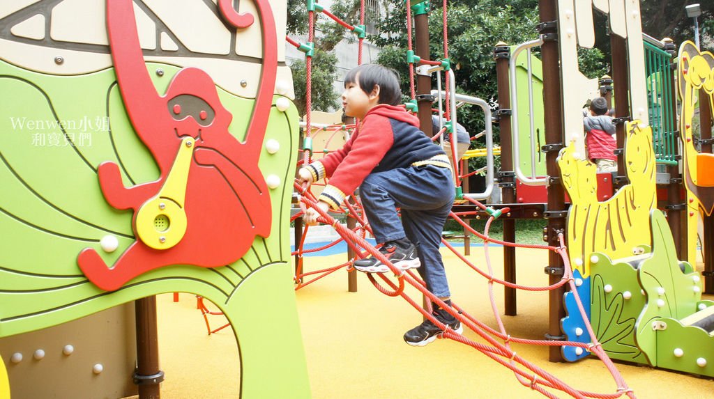 2019.02.14 晴光公園 台北特色遊戲場 (9).JPG