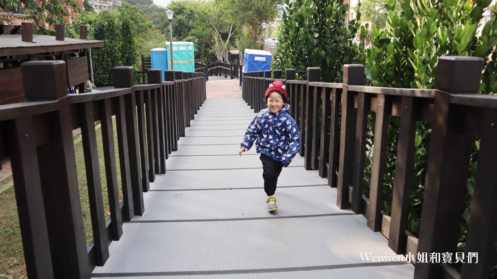 北投免費足湯 泉源公園泡腳池園區 (4).JPG