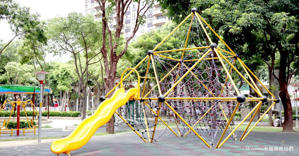 2020 桃園免費景點 桃園藝文特區旁 同安親子公園 (21).JPG