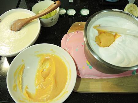 3 檸檬凝乳鮮奶油與黃檸布丁
