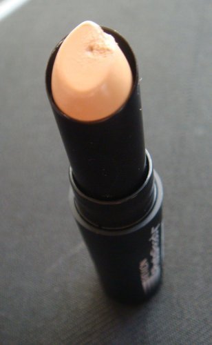 Revlon PhotoReady Concealer 7.jpg