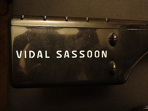 Vidal Sasson VS189 Gold Series Professional Full Size Straightener 3.jpg