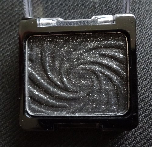 Wet n wild Color Icon Shimmer Single Eye Shadow (Trashed) 14.jpg