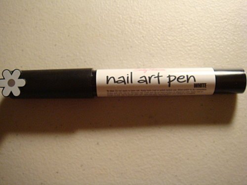 Sally Hansen Nail Art Pen, 01 White 3.jpg