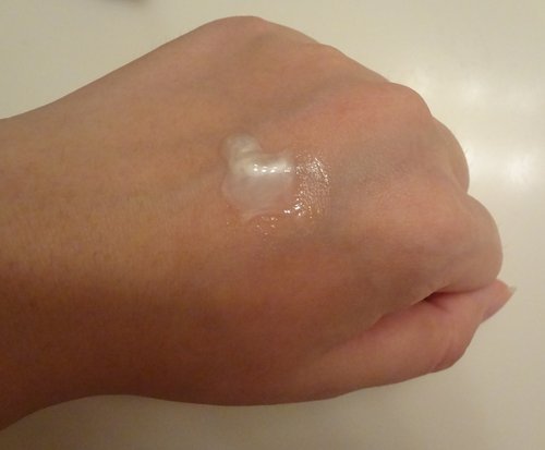 Neutrogena Naturals Fresh Cleansing + Makeup Remover 8.jpg