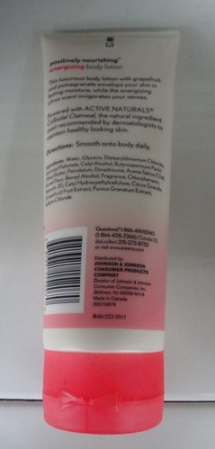 Aveeno Positively Nourishing Energizing Body Lotion (Pomegranate + Grapefruit) 4.jpg