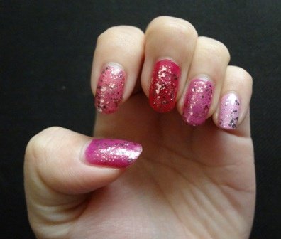 Essie 2011 Luxe Effect Holiday Collection(試色照 2).JPG