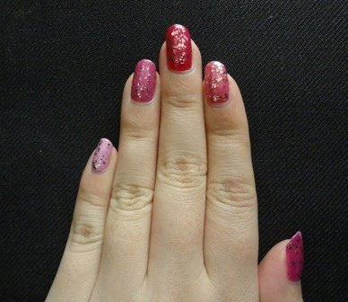 Essie 2011 Luxe Effect Holiday Collection(試色照 1).JPG