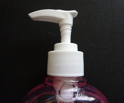 Lucky Super Soft Liquid Soap, Strawberries(壓頭照).JPG