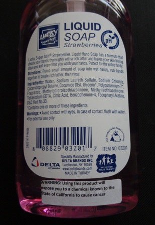 Lucky Super Soft Liquid Soap, Strawberries(背面特寫照).JPG