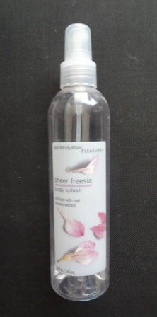 Bath &amp; Body Works Sheer Freesia Body Splash(凹凹照).JPG