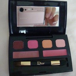 Dior眼唇盤(滿額贈禮物)(凹凹照 2).JPG