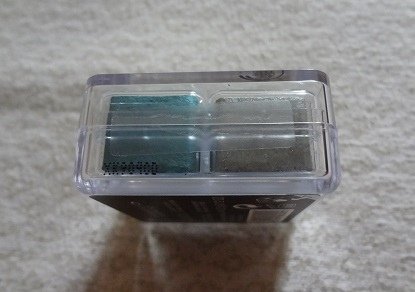 The Body Shop Shimmer Cubes Palette, 22 Green Light 3.JPG