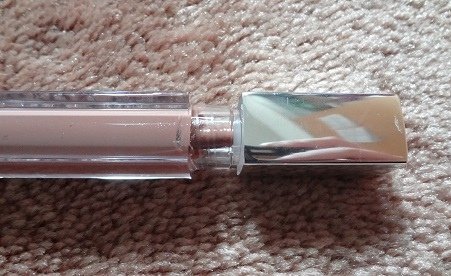 Maybelline Colorsensational High Shine Lip Gloss, 60 Iced Chocolate 7.JPG