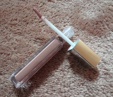 Maybelline Colorsensational High Shine Lip Gloss, 60 Iced Chocolate 9.JPG