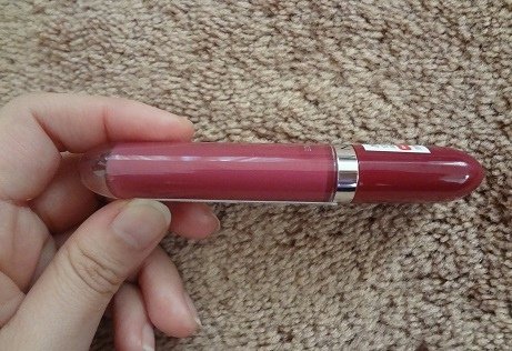 Revlon Ultra HD Vinyl Lip Polish, 935 Berry Blissed 4.JPG