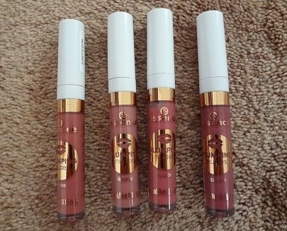 Essence Plumping Nudes Lipgloss (合照).JPG