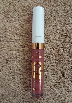 Essence Plumping Nudes Lipgloss, 07 So Heavy! 1.JPG