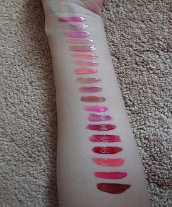 NYX Butter Gloss (試色照).JPG