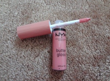 NYX Butter Gloss, BLG05 Creme Brulee 9.JPG