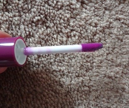 NYX Butter Gloss, BLG21 Raspberry Tart 10.JPG