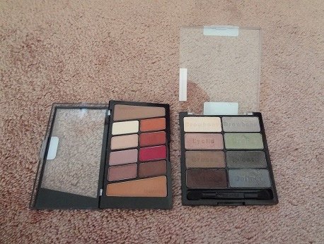 Wet %5Cn%5C Wild Coloricon Eyeshadow Palette (新舊版比對照 4).JPG