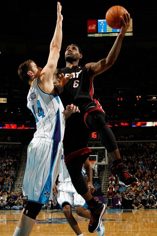 3b2129fe490b9495eb5c0fd5a7ec96f9-getty-103889078cg021_miami_heat_v.jpg