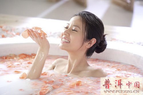 泡澡圖