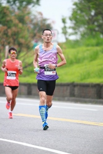 600_715821cd37b7d4c3e8446f0e9713fc25.JPG - 20170507_奧林匹克路跑_21KM_總排_27分組第九名