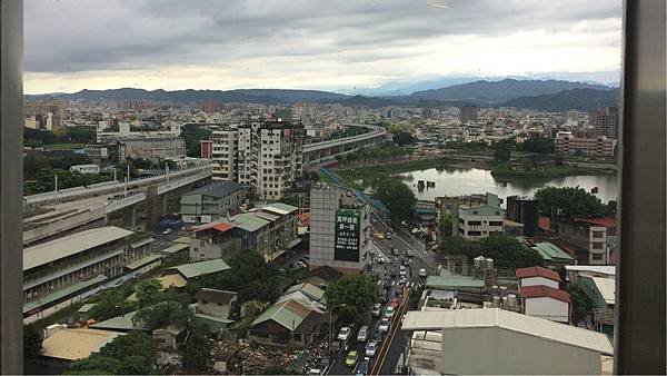 新時代-銀湯匙view