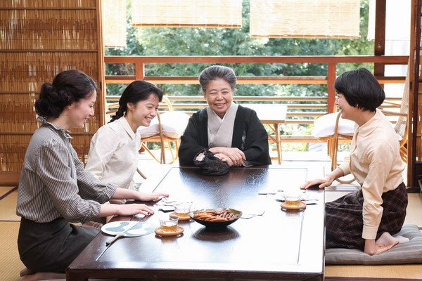 Chronicle.Of.My.Mother.-04