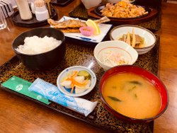 桂月食事處-炸鱒魚定時