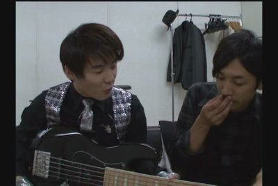 [FeelingTVXQ]Tohoshinki 4th live tour ~The Secret Code~ FINAL in TOKYO DOME backstage[(034202)19-34-42].JPG