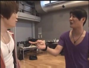 %5BX1ahJunsoo_%5DJYJThanksgiving_live_in_dome_rehearsal_movie_P1_%E3%80%90FBI.su%E3%80%91[(002353)21-13-21].JPG