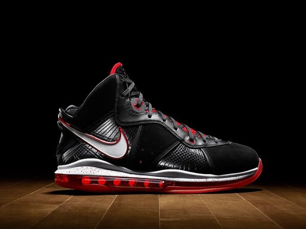 Air Max LeBron VIII NTD5,250.jpg