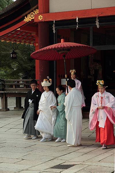 2011-京都之旅-第五天-八坂神社-巧遇日式婚禮-01.jpg