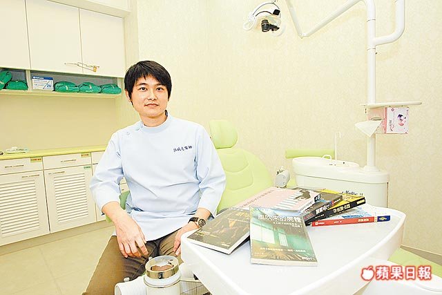 上了蘋果日報的冷言老師