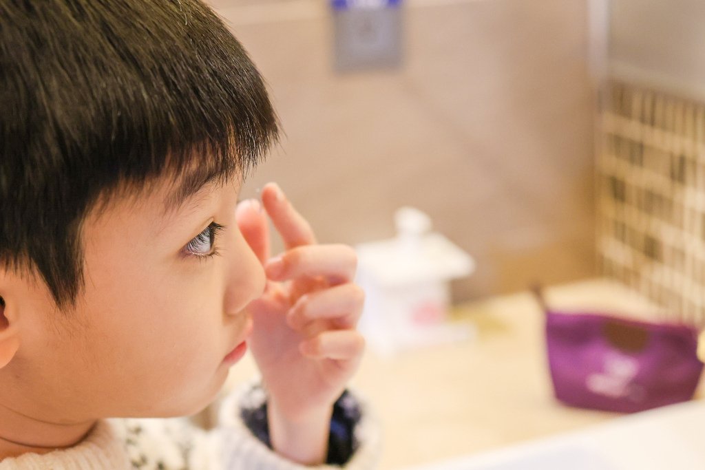 【小孩近視要控制】兒童近視控制「學童近視專用日拋」配戴半年心
