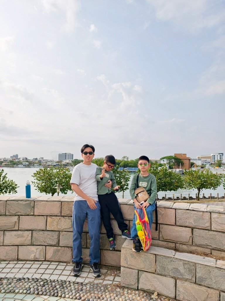 【台南住宿】樂雅軒飯店親子入住心得｜附近景點林默娘公園、港濱