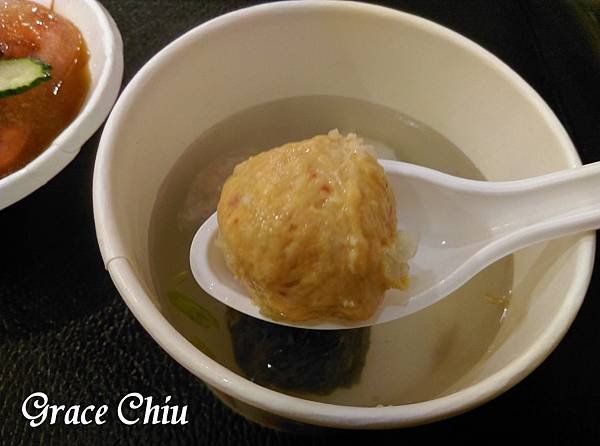 九份金枝紅糟肉圓 九份老街肉圓 黃金泡菜丸
