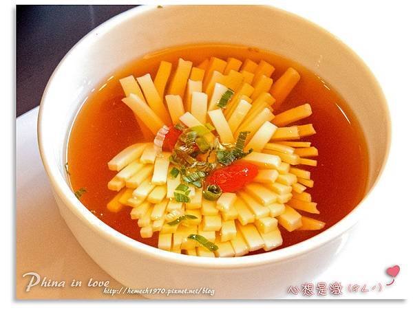 7菊花豆腐湯 (1).jpg