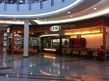 【食】印尼泗水★A &amp; W★印尼當地速食店